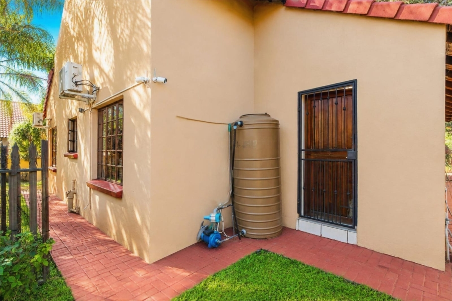 4 Bedroom Property for Sale in Safari Gardens North West